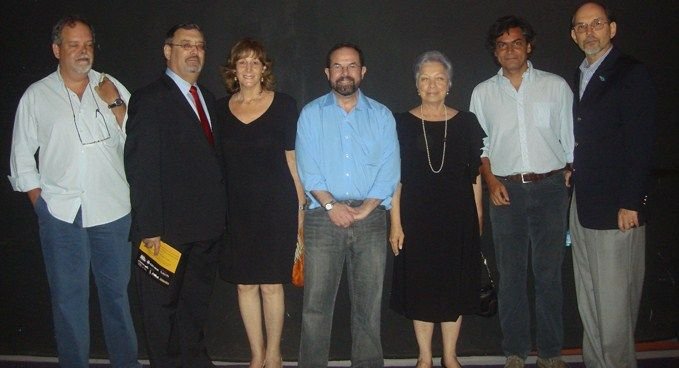 Debate Hillel-Rio e Rua Judaica lota teatro no RJ
