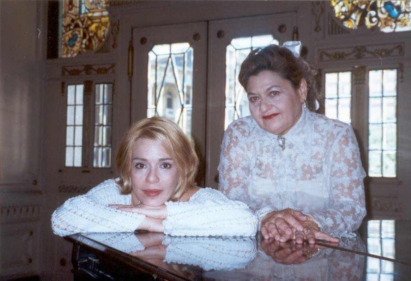 Show com Neti Szpilman e Clara Zagury