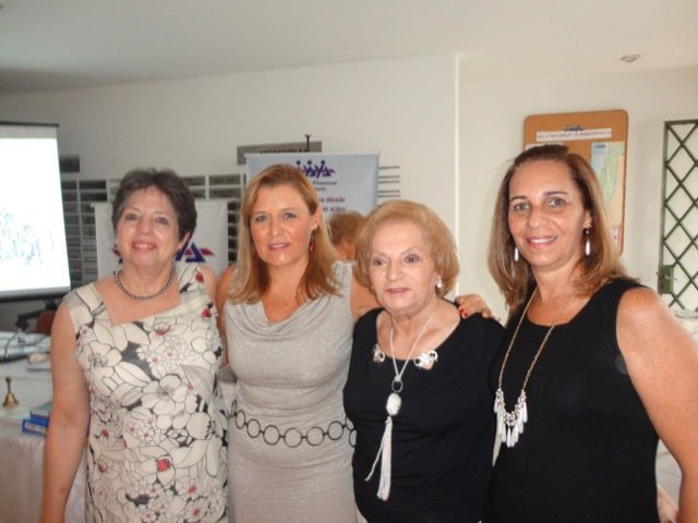 Na’amat SP realiza cerimônia de Iom Hashoa