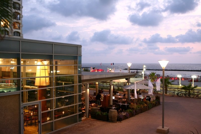 Balada é em Tel Aviv