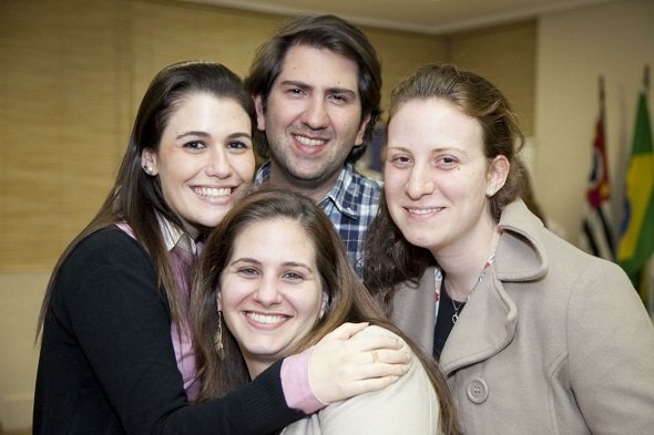 Jewish IN recebeu sobrevivente do Holocausto