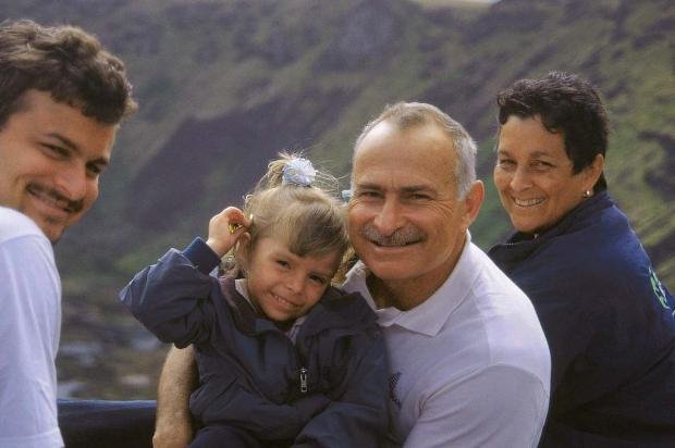 Peretz promove palestra com a Família Schürmann