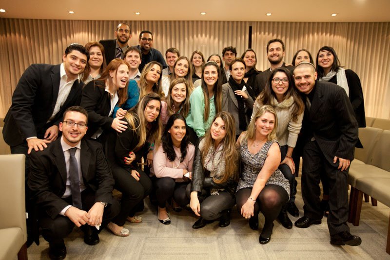 Jovens do Taglit-Birthright na Congregação Beth-El