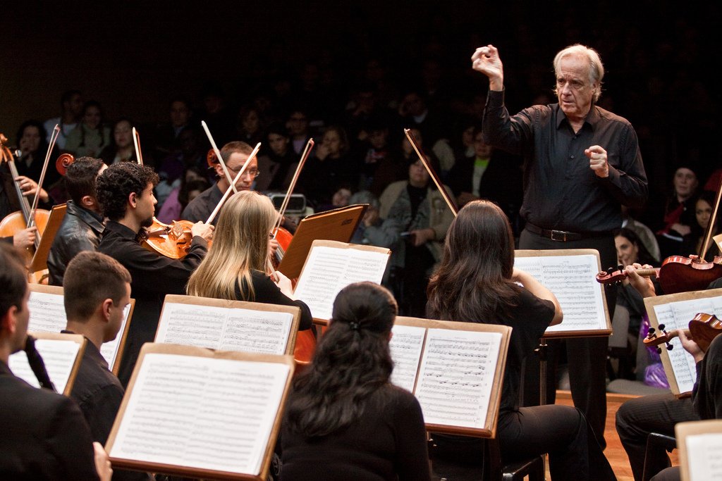 Unibes recebe o Maestro João Carlos Martins