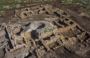 DESCOBERTO MOSTEIRO DE 1500 ANOS