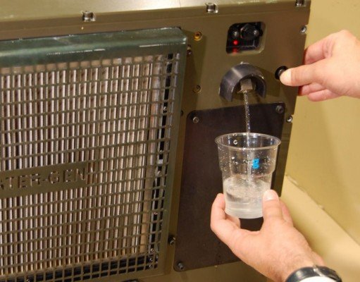 ISRAELENSE TRANSFORMA AR EM ÁGUA