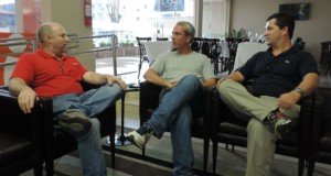 ISRAELENSES VISITAM CIDADE INVADIDA PELA LAMA