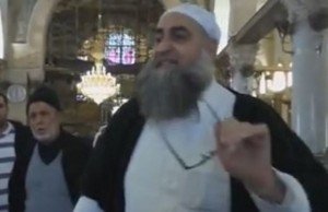 XEIQUE COMPARA JUDEUS A PORCOS E MACACOS