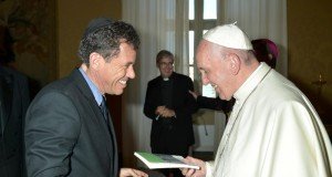 RABINO NILTON BONDER FOI RECEBIDO PELO PAPA FRANCISCO