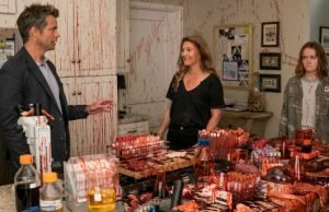 Santa Clarita Diet e o desafio de fugir do clichê zumbi