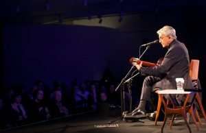 Casa do Povo festeja 65 anos com show de Caetano Veloso