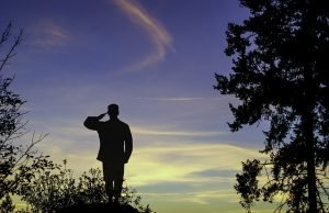 Quem se incomoda com Militares no poder?