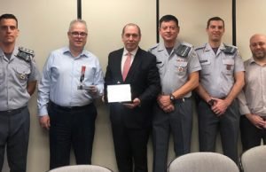 Representantes da PM visitam a sede da Federação Israelita SP