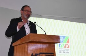 Diretor do KKL Brasil participa de Fórum Internacional de Educação realizado no México