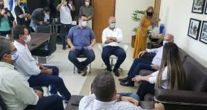 Embaixador de Israel visita fábricas no Acre