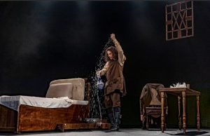 Teatro: O Deus de Spinoza
