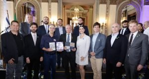 Governo de Minas assina acordo com Israel para desenvolvimento econômico e combate ao antissemitismo