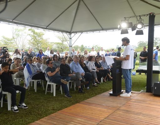 Comunidade judaica homenageia vítimas dos ataques de 7 de Outubro em ato solene em São Paulo
